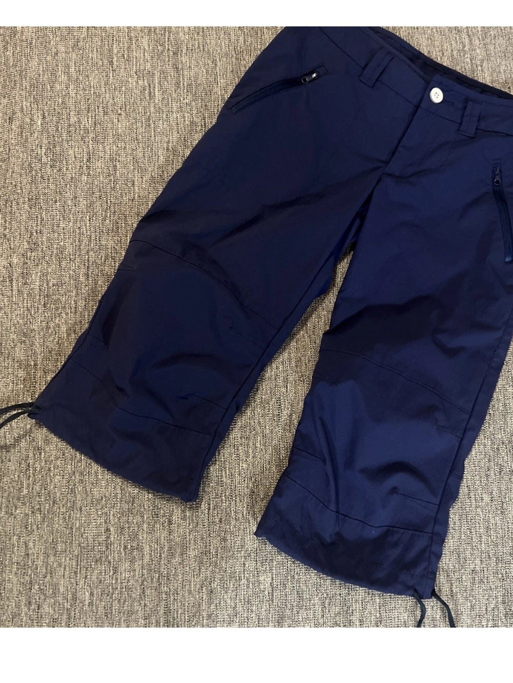 Women’s Helly Hansen Navy Capri Long Shorts Sz 28 Hiking Pants